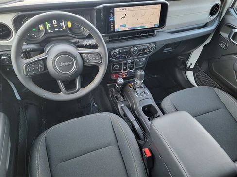 Certified 2024 Jeep Wrangler Willys 4xe image 38