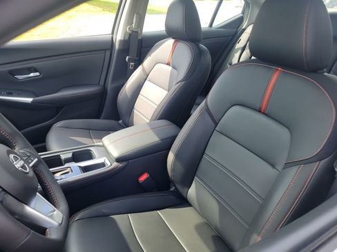 New 2025 Nissan Sentra SR w/ SR Premium Package image 15