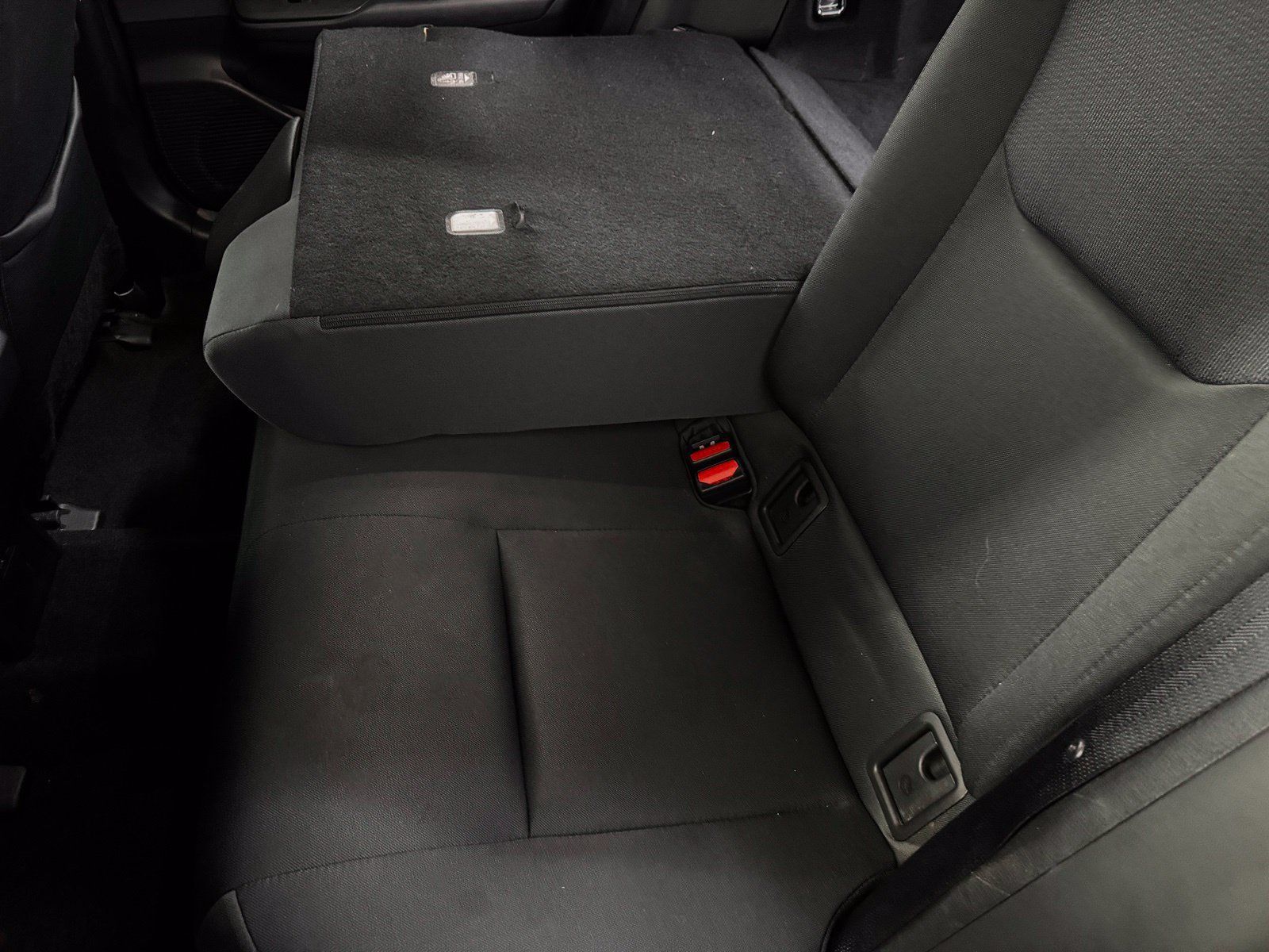 Used 2024 Toyota Prius LE FWD image 28
