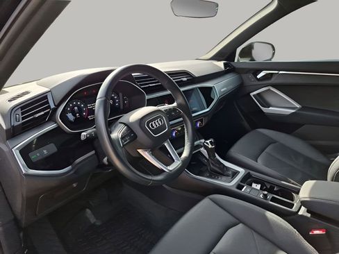 Used 2021 Audi Q3 2.0T Premium Plus w/ Premium Plus Package image 29