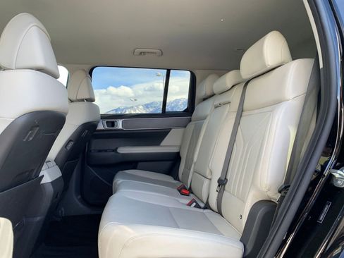 Used 2025 Hyundai Santa Fe SEL image 28