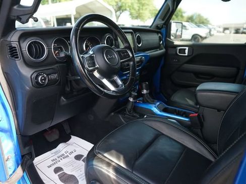 Used 2021 Jeep Gladiator Overland w/ Popular Equipment Package AWD/4WD image 8