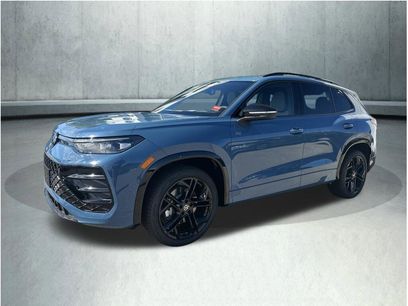 New 2026 Volkswagen Tiguan SE R-Line