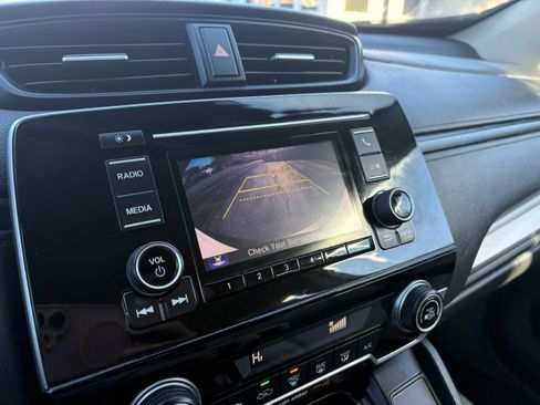 Used 2020 Honda CR-V LX image 25