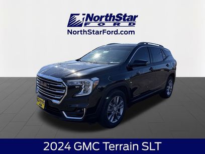 Used 2024 GMC Terrain SLT