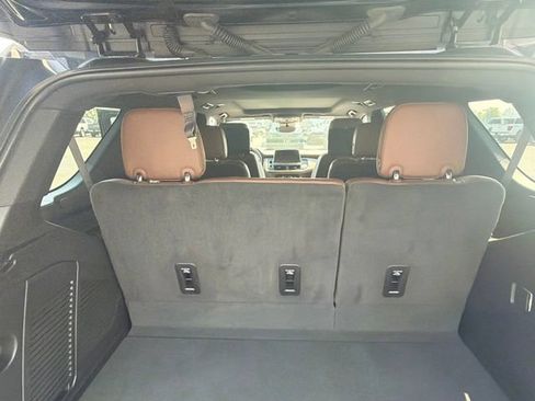 Used 2023 Chevrolet Tahoe High Country w/ LPO, Illumination Package AWD/4WD image 11