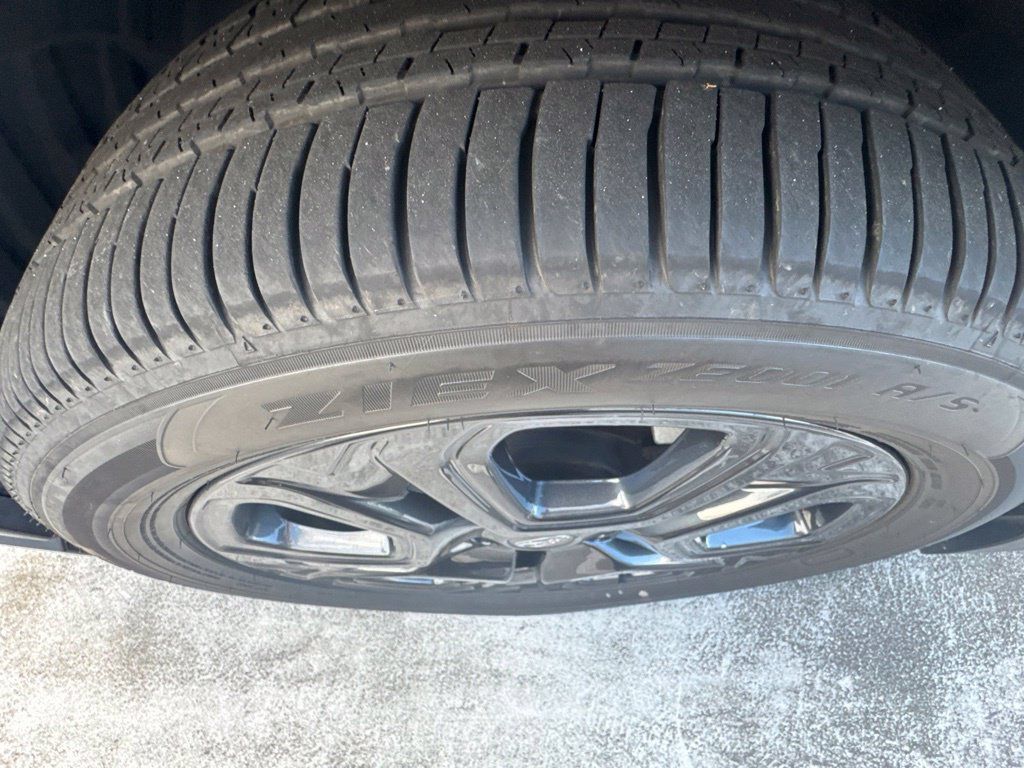 Used 2024 Subaru Ascent Onyx Edition AWD/4WD image 5