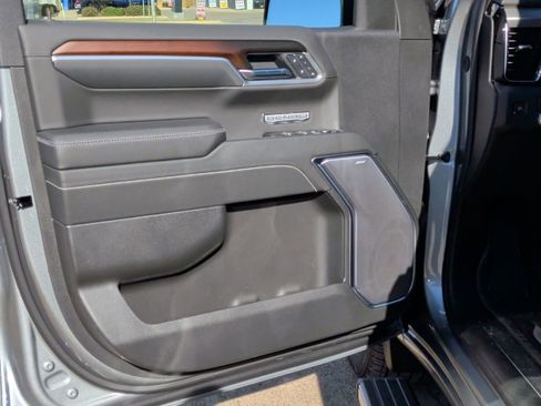 New 2026 GMC Sierra 1500 Denali AWD/4WD image 10