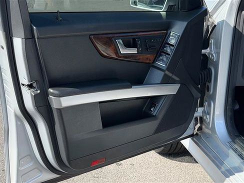 Used 2012 Mercedes-Benz GLK 350 4MATIC image 21