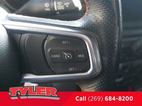 Used 2022 Jeep Gladiator Mojave AWD/4WD image 29