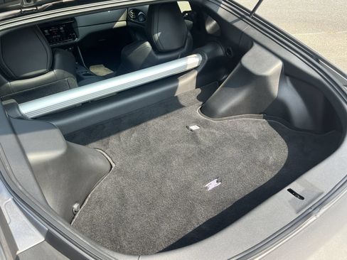 Certified 2025 Nissan Z Performance w/ Floor Mat Package RWD image 19