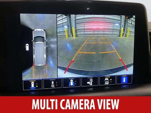 Used 2022 GMC Yukon AT4 w/ AT4 Premium Plus Package AWD/4WD image 13