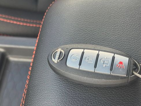 Used 2026 Nissan Frontier PRO-4X AWD/4WD image 21