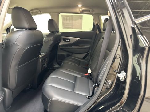Certified 2024 Nissan Murano SV w/ SV Midnight Edition Package image 18