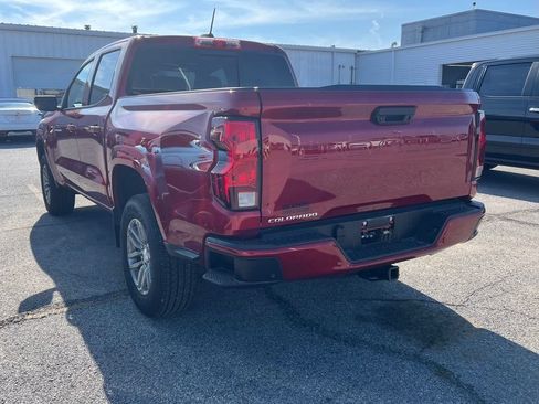 Used 2025 Chevrolet Colorado LT RWD image 4