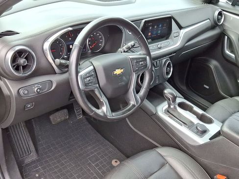 Used 2022 Chevrolet Blazer LT w/ Sound & Technology Package FWD image 16