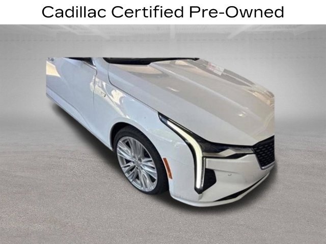 Used 2026 Cadillac CT4 Premium Luxury RWD image 2