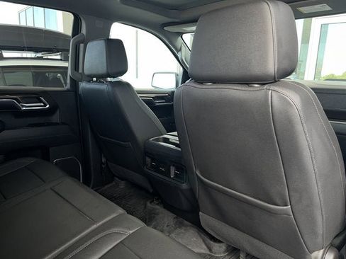 Used 2023 Chevrolet Silverado 1500 LT Trail Boss w/ LT Trail Boss Premium Package AWD/4WD image 28