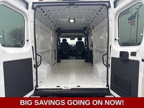 New 2026 RAM ProMaster 2500 w/ Convenience Group FWD image 24