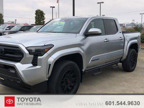 Certified 2024 Toyota Tacoma SR5 image 1