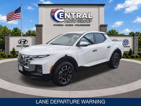 Used 2024 Hyundai Santa Cruz SEL AWD/4WD image 3