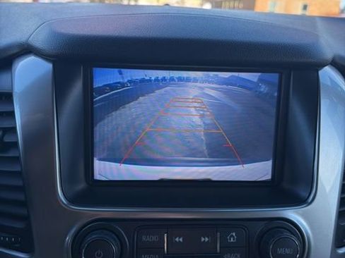 Used 2017 Chevrolet Tahoe LT w/ LT Signature Package image 17