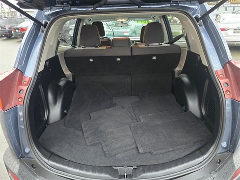 Used 2013 Toyota RAV4 LE image 15