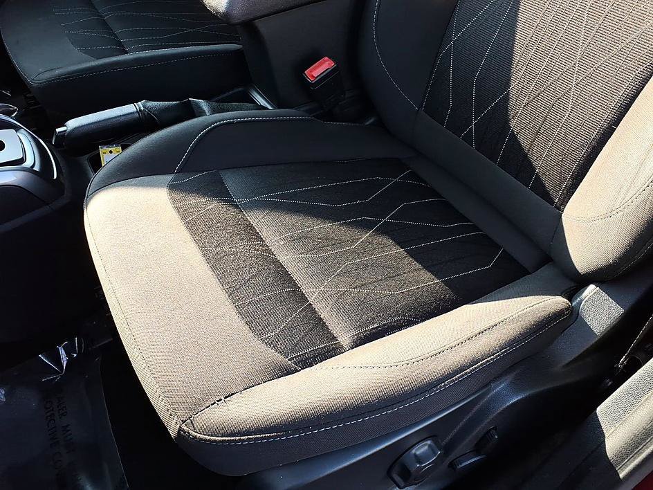 Used 2020 Ford EcoSport SE FWD image 16