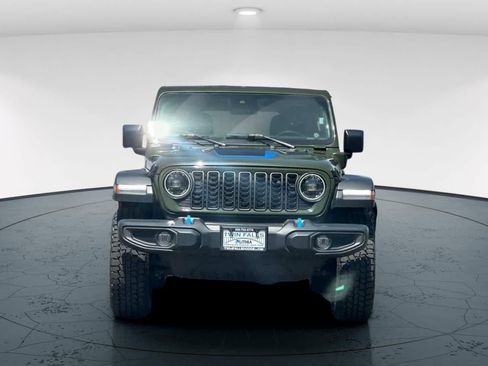Used 2024 Jeep Wrangler Unlimited Rubicon 4xe AWD/4WD image 10