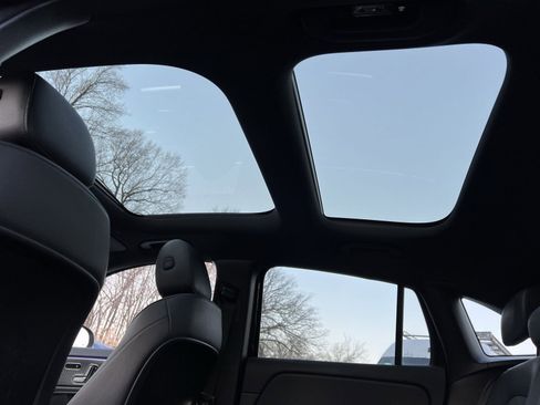 Certified 2022 Mercedes-Benz GLA 250 4MATIC image 22