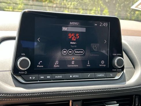 Certified 2023 Nissan Rogue SL FWD image 35