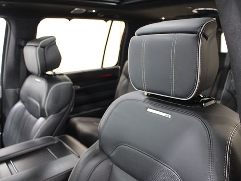Used 2024 Jeep Grand Wagoneer Series II Obsidian w/ Quick Order Packagew 28T AWD/4WD image 3