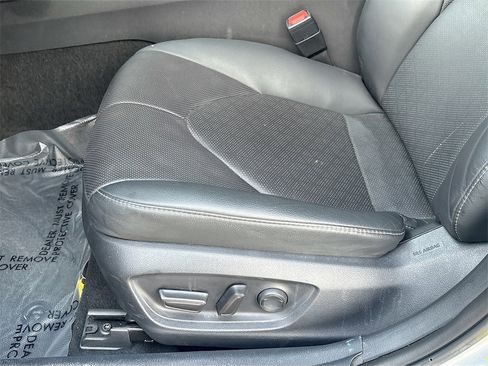 Used 2024 Toyota Camry XSE image 19