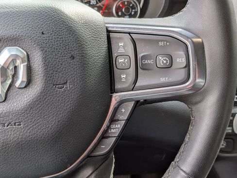 Used 2025 RAM 1500 Laramie AWD/4WD image 18