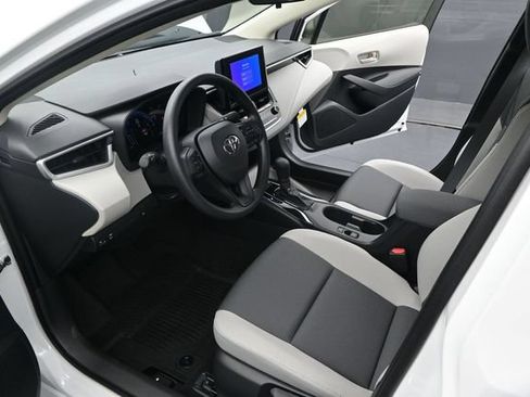 New 2026 Toyota Corolla LE FWD image 4