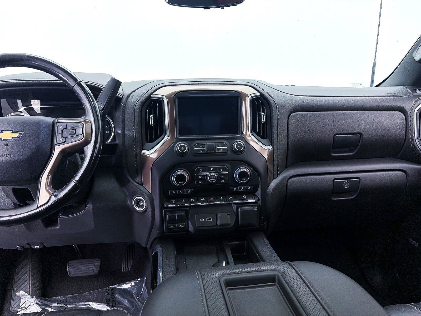 Used 2022 Chevrolet Silverado 2500 High Country w/ Z71 Off-Road Package AWD/4WD image 11