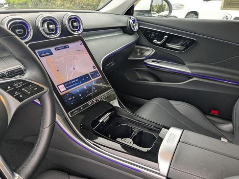 Certified 2024 Mercedes-Benz CLE 300 4MATIC Coupe image 5