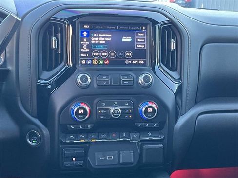 Used 2021 GMC Sierra 1500 AT4 w/ AT4 Premium Package image 16