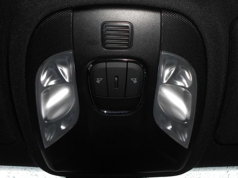 Used 2024 Jeep Compass Limited AWD/4WD image 18