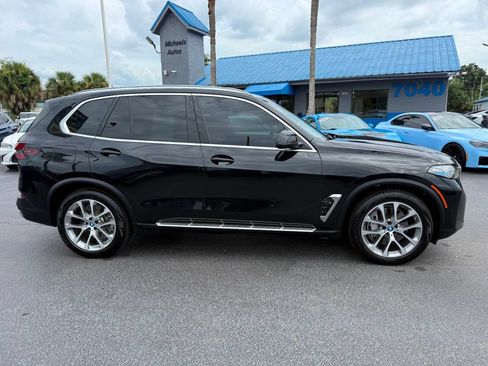 Used 2024 BMW X5 xDrive50e w/ Premium Package AWD/4WD image 4