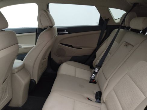 Used 2016 Hyundai Tucson Sport FWD image 18