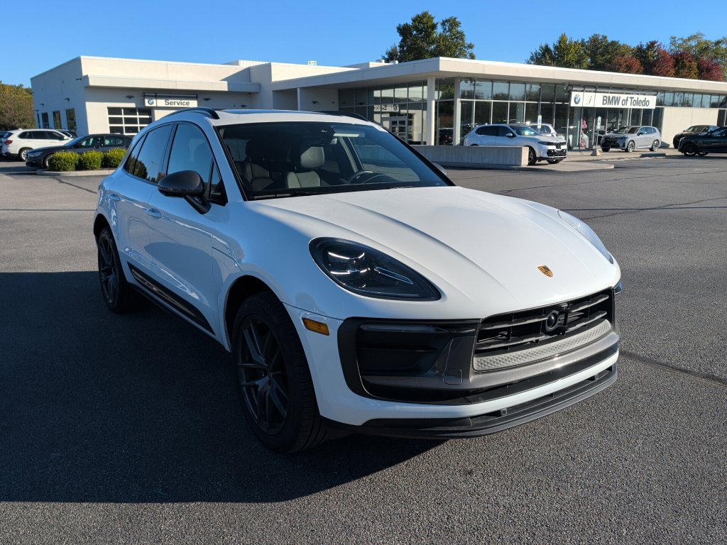 Used 2025 Porsche Macan Turbo AWD/4WD 360° Tour