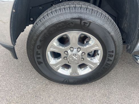 Used 2024 RAM 2500 Big Horn w/ Bed Utility Group image 16