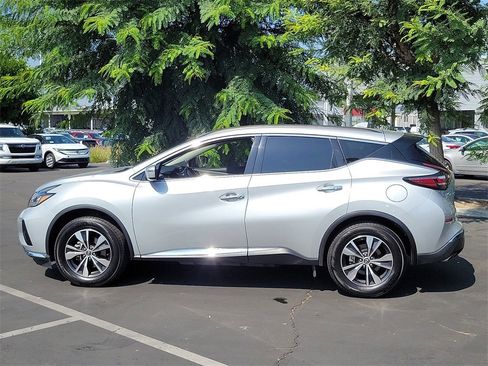 Used 2023 Nissan Murano SV image 3