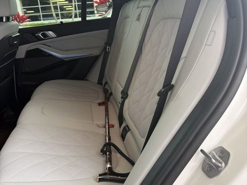 Used 2023 BMW X5 xDrive45e w/ Executive Package image 5