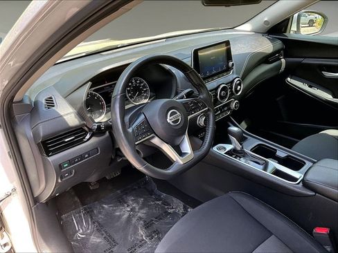 Used 2023 Nissan Sentra SV w/ All-Weather Package FWD image 13