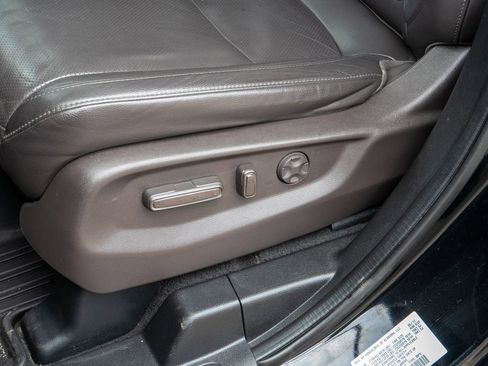Used 2018 Honda Odyssey Elite image 35