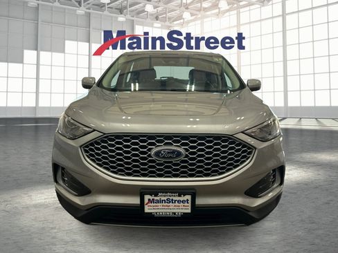 Used 2024 Ford Edge SEL AWD/4WD image 8