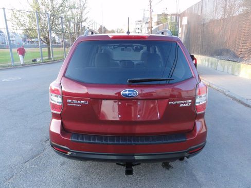 Used 2015 Subaru Forester 2.5i Premium w/ All-Weather Package AWD/4WD image 32