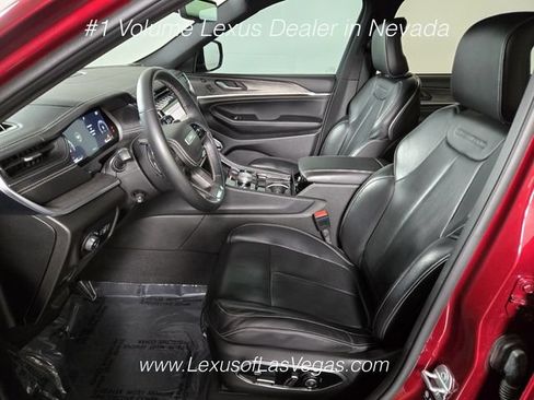 Used 2021 Jeep Grand Cherokee L Overland w/ Luxury Tech Group IV AWD/4WD image 13